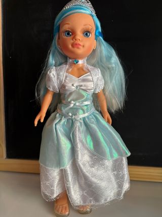 Muñeca Nancy Princesa Cristal (1)