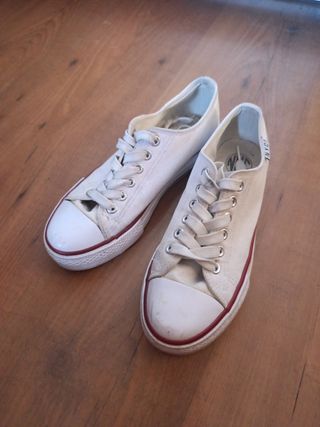 Zapatillas blancas casual