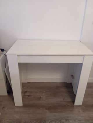 Mesa consola blanca extensible hasta 2,50.