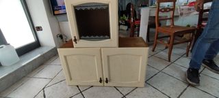 Cucina beige in legno - 3 ante