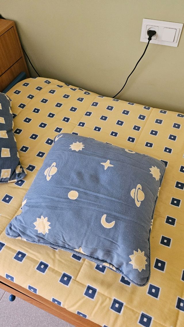 Edredón 90cm - Azul y Amarillo