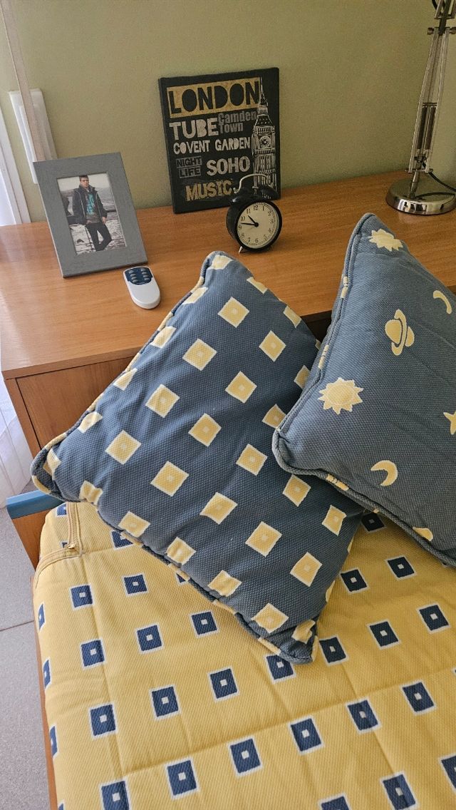 Edredón 90cm - Azul y Amarillo