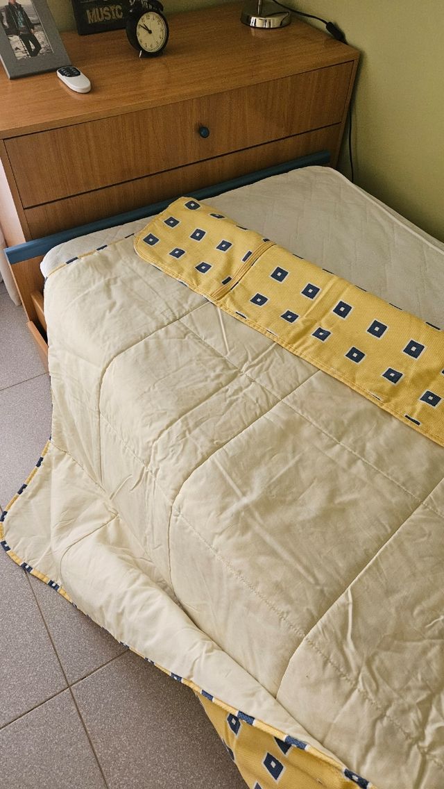 Edredón 90cm - Azul y Amarillo