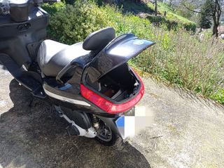 Piaggio X8 250cc Scooter