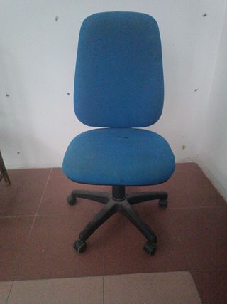 Silla oficina azul tela