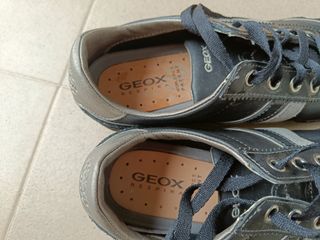 Zapatos Geox negros deportivos