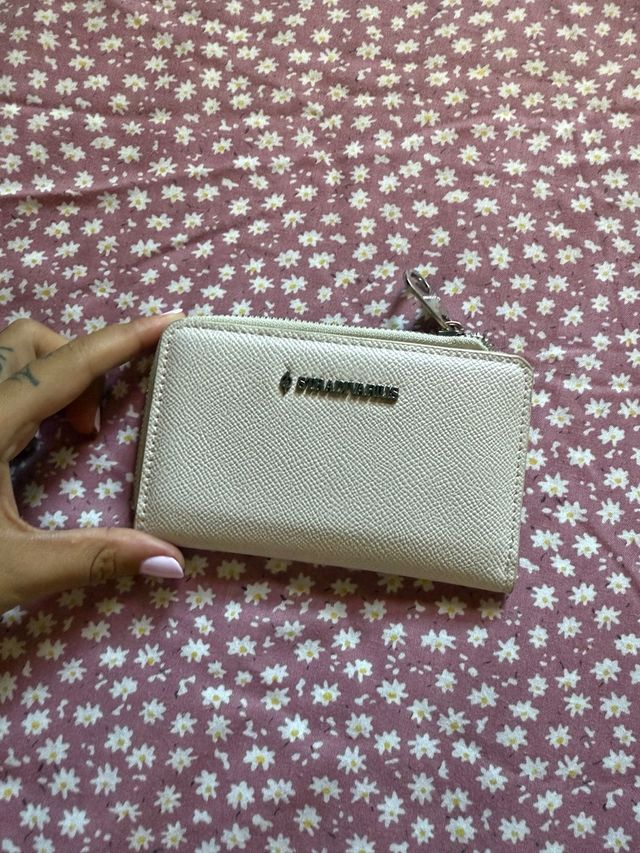 Monedero Stradivarius beige