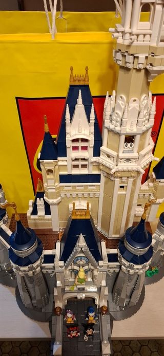 LEGO Disney Castle 71040 originale. Leggi tutto