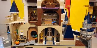 LEGO Disney Castle 71040 originale. Leggi tutto