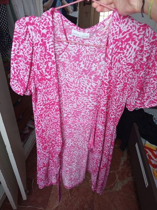 Vestido Lefties rosa estampado