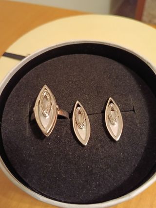 Conjunto plata nácar anillo pendientes
