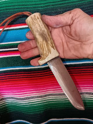 Hoja de supervivencia con funda