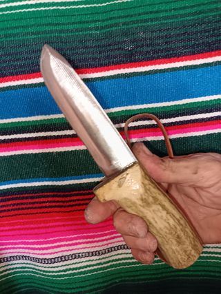 Hoja de supervivencia con funda