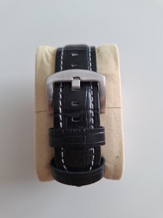 Reloj Guess - Acero y Piel.