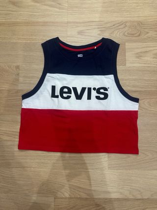 Top Levis tricolor cropped