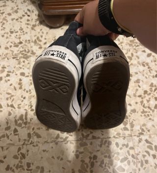 Converse Chuck Taylor negras altas