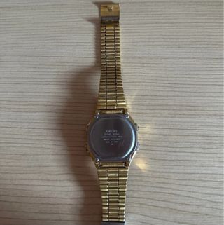 Reloj Casio dorado vintage