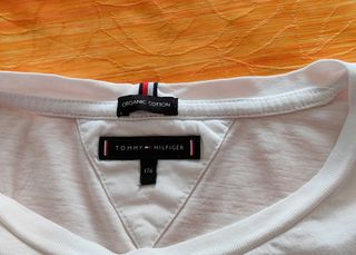 Camiseta Tommy Hilfiger blanca