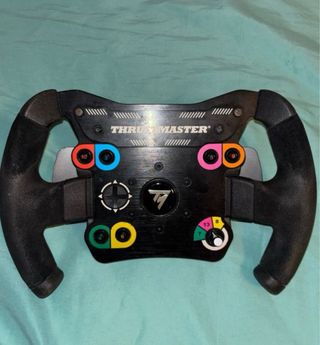 Volante Thrustmaster F1