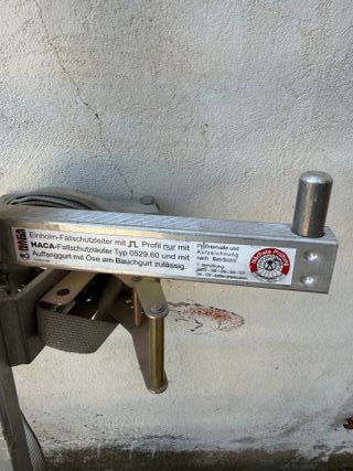 Escalera móvil HACA-LEITERN (4 peldaños)