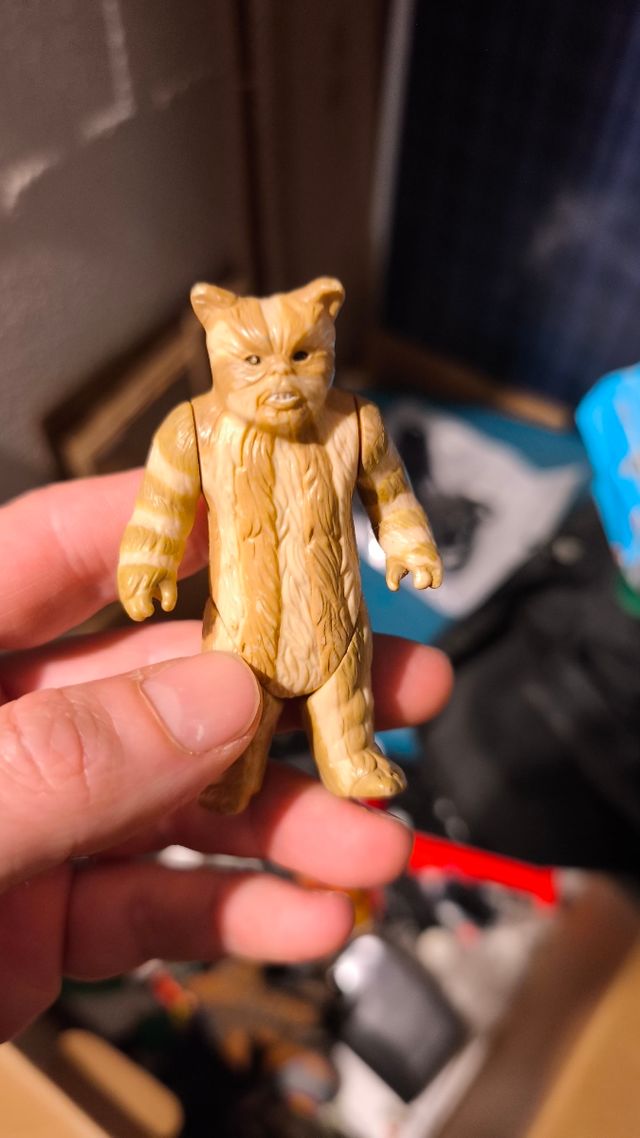 Figura Ewok Logray Star Wars