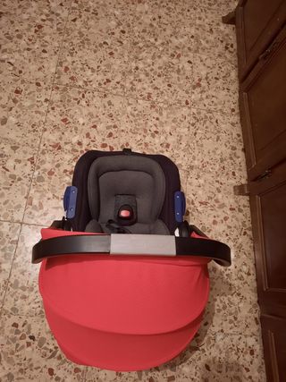 Coche bebé rojo grupo 0+