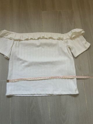 Blusa blanca sin hombros