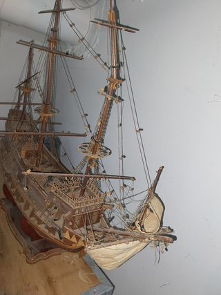Maqueta galeón madera antigua
