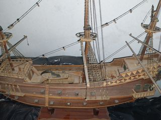 Maqueta galeón madera antigua