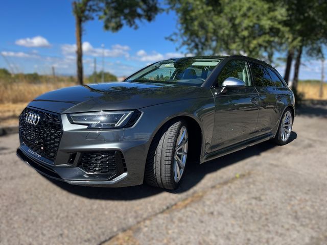 Audi RS4 2018