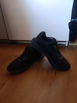 Zapatillas deportivas negras