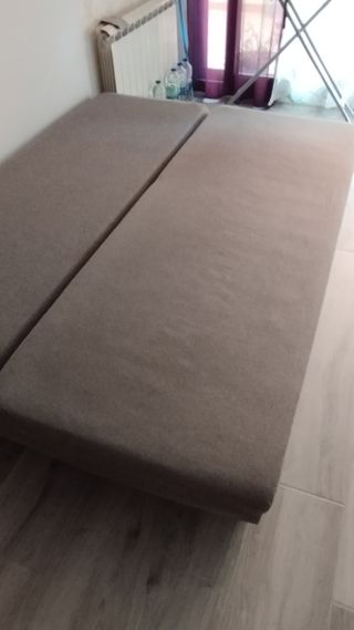 Sofá cama beige