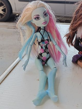 Muñeca Monster High Frankie Stein , Clawdeen wolf
