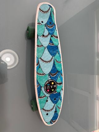 Mini Skate Maui tiburones