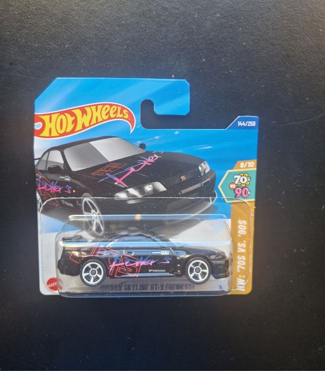 Hot Wheels Nissan Skyline GT-R