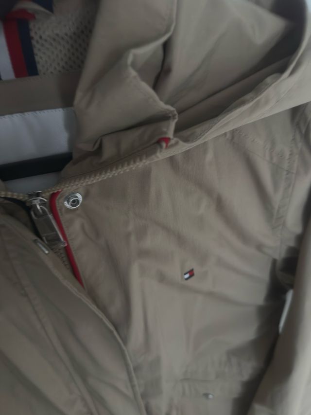 Cortavientos Tommy Hilfiger beige