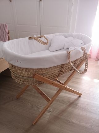 Cuna Moisés mimbre plegable + colchón