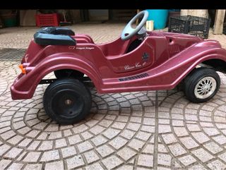 Automobilina a pedali vintage