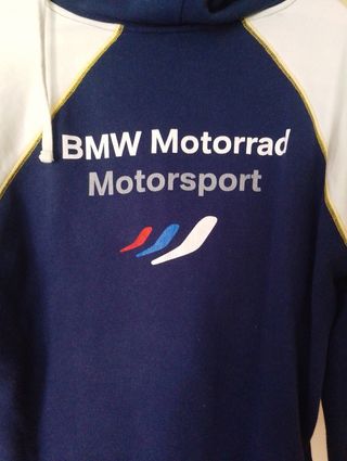 Chaqueta BMW Motorsport en buen estado. 