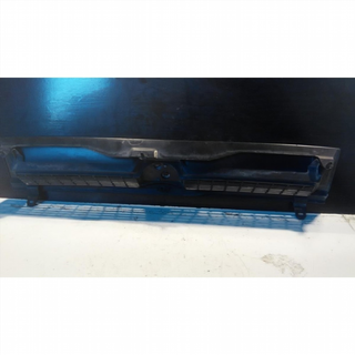 Rejilla paragolpes central Seat Toledo II 