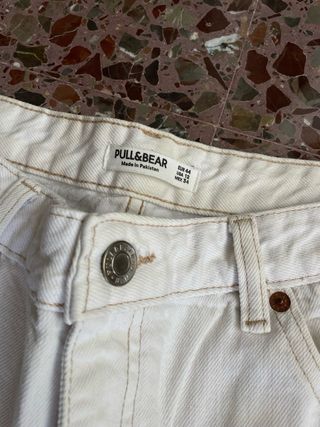 Pantalones Pull&Bear blancos wide leg