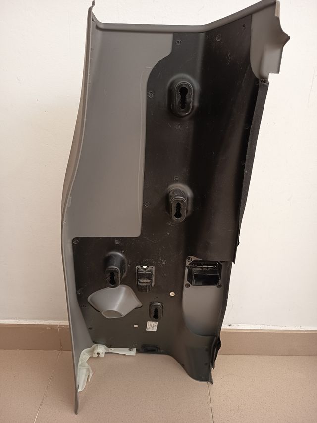 Cambio o vendo Embellecedor VW T5 Transporter