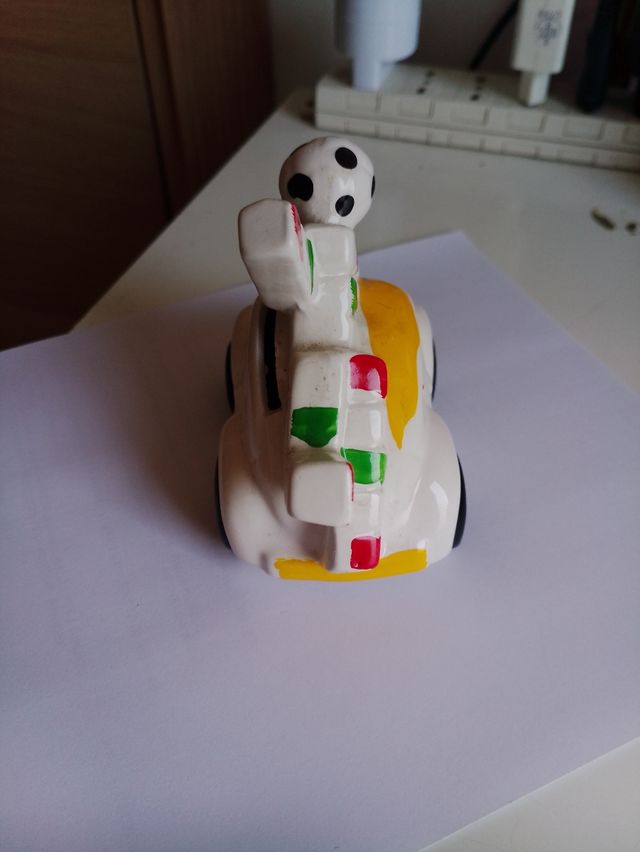 Salvadanaio auto vintage ceramica