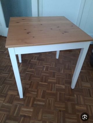 Mesa IKEA Lerhamn cuadrada