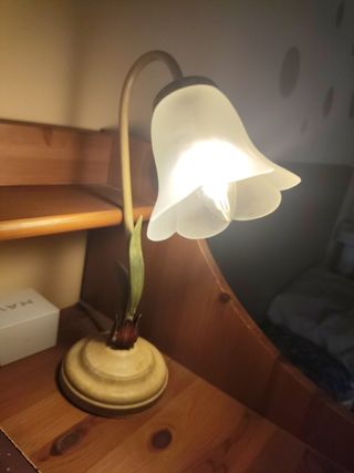 Lámpara mesa flor 