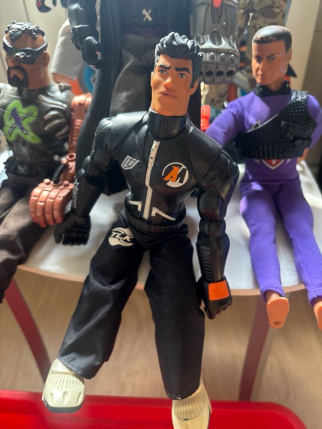 8 Figuras Accion Hombre