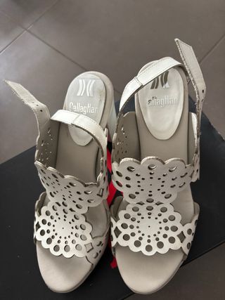 Sandalias CallagHan blancas