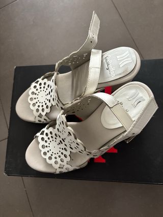Sandalias CallagHan blancas