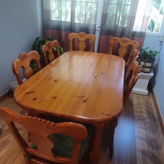 Mesa comedor pino + 7 sillas