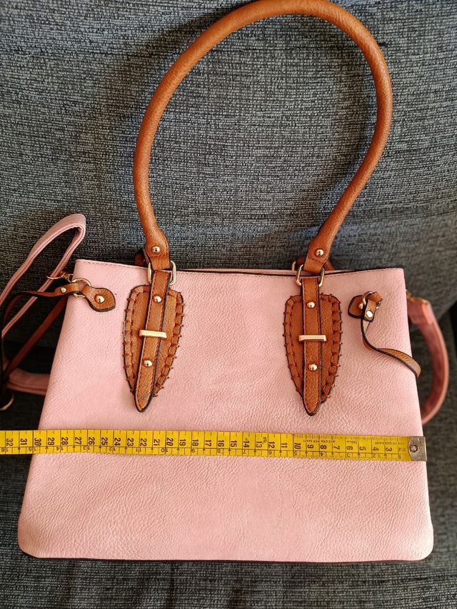 Bolso rosa y marrón